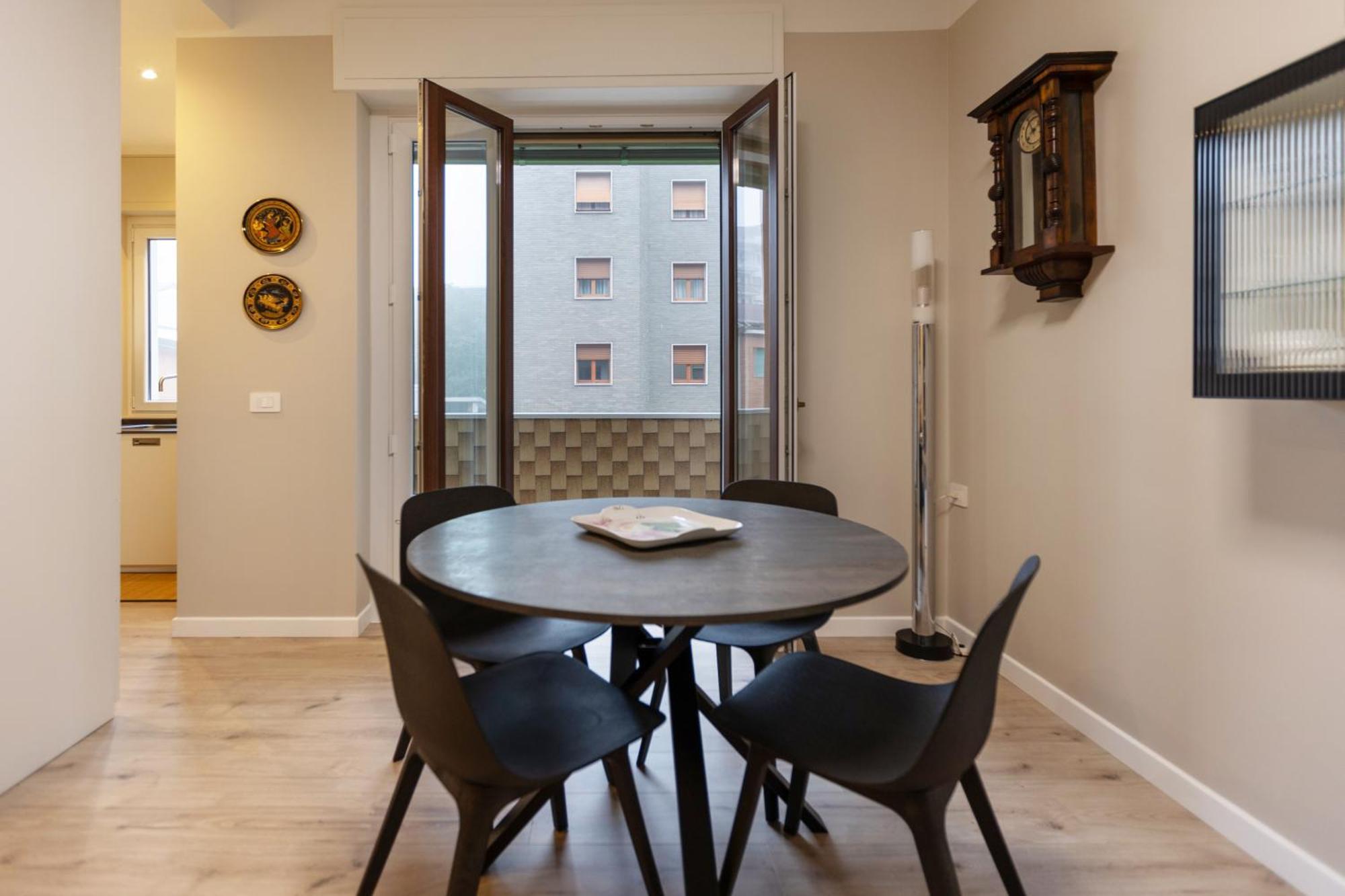 Wonderful 2 Bedrooms Fiera Area - Mirable Pm Apartment